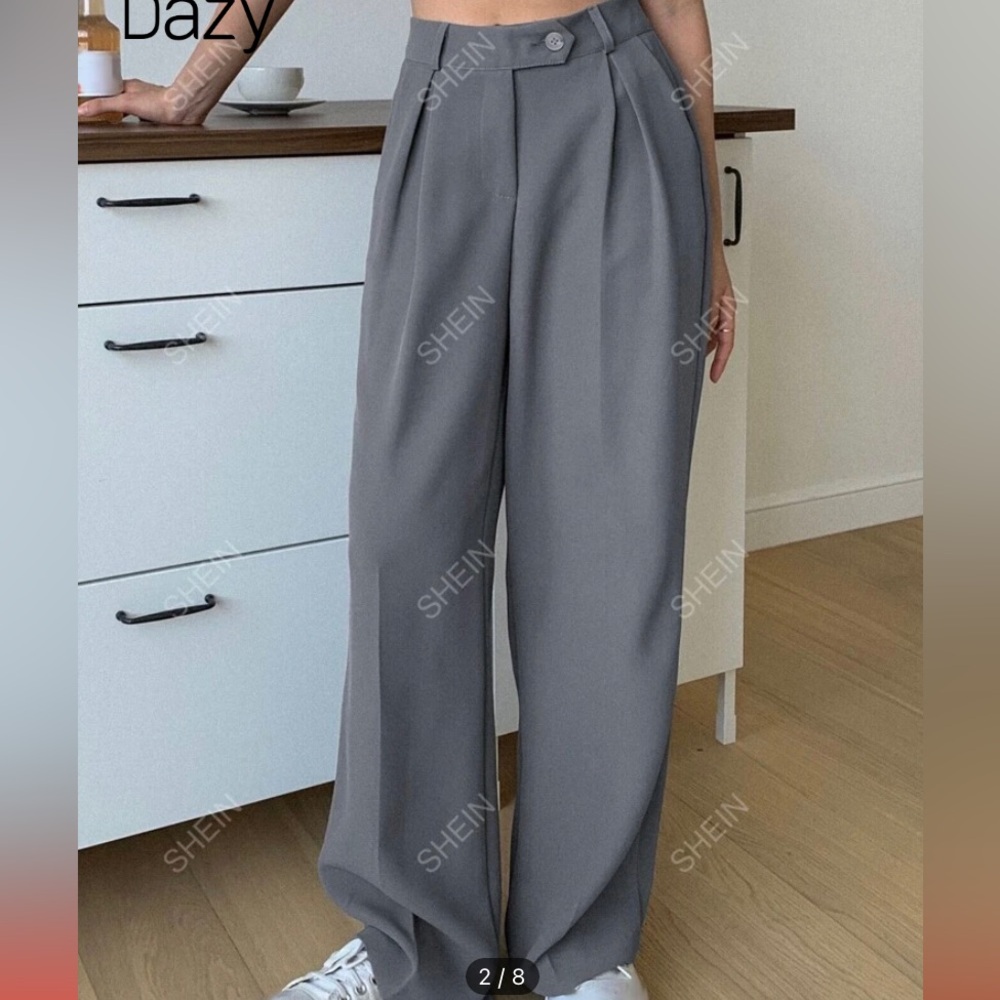 Dazy grey high wasted pants, size S. Worn once. Has a flaw in stiching.